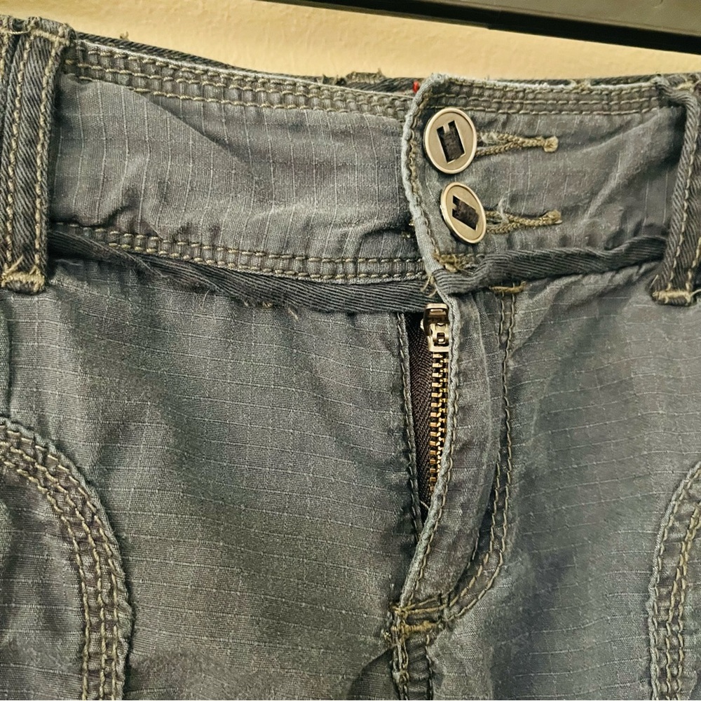 Vintage Free People Movement Navy Cargo Shorts SZ 4 - Picture 5 of 9